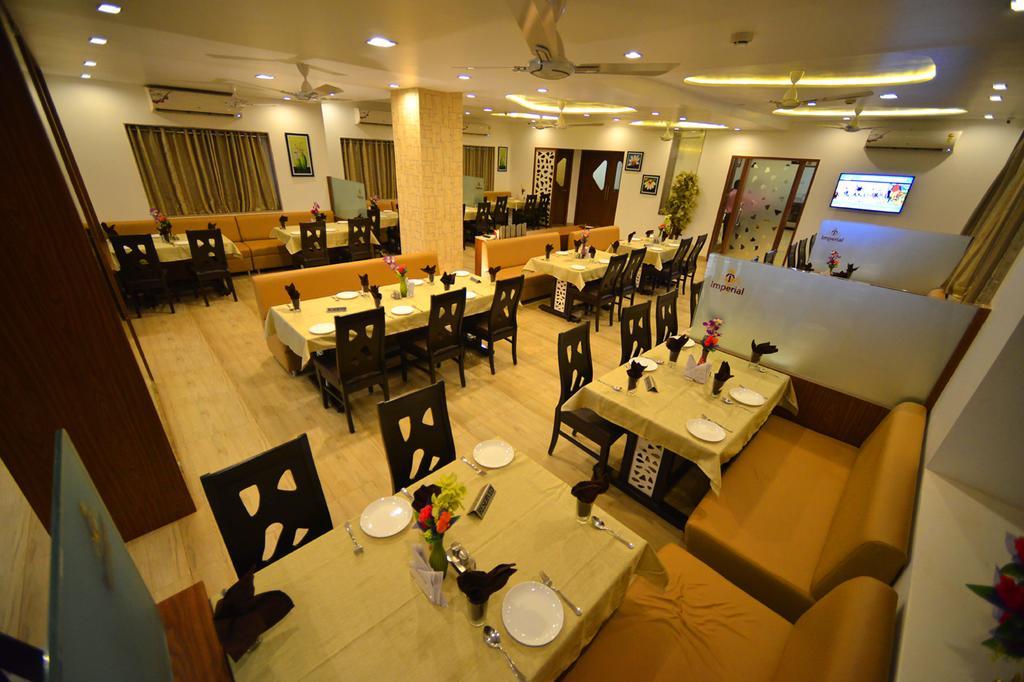 The Grand Imperial Hotel Morbi Bagian luar foto
