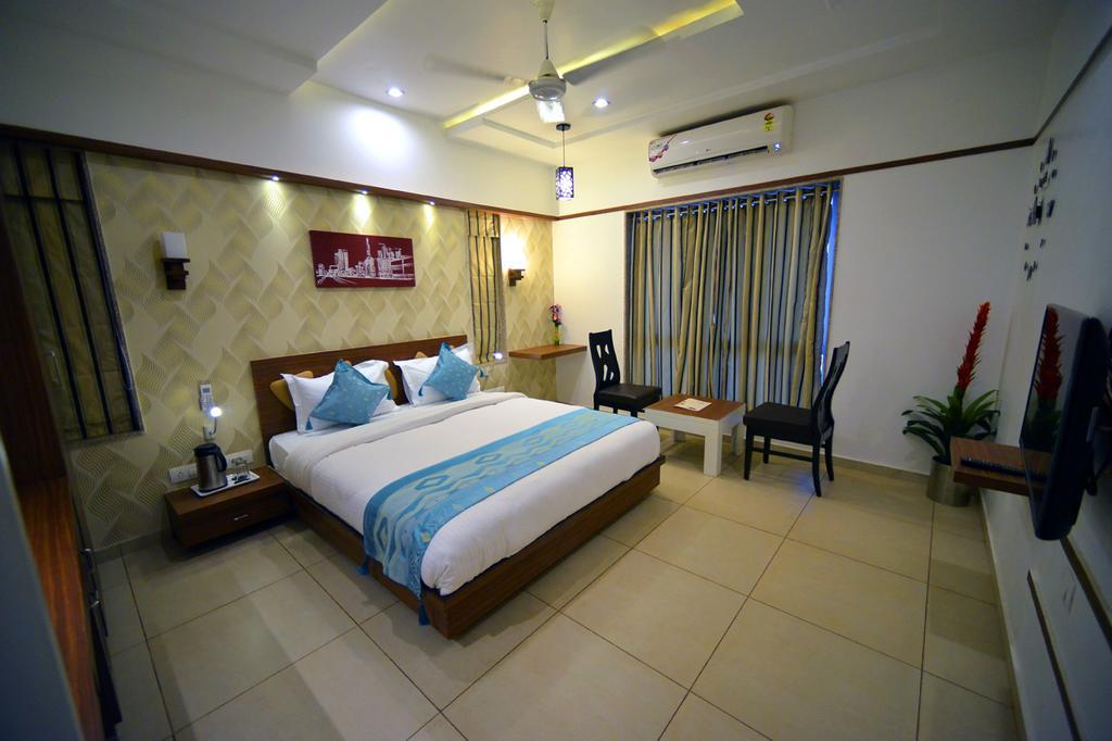The Grand Imperial Hotel Morbi Ruang foto